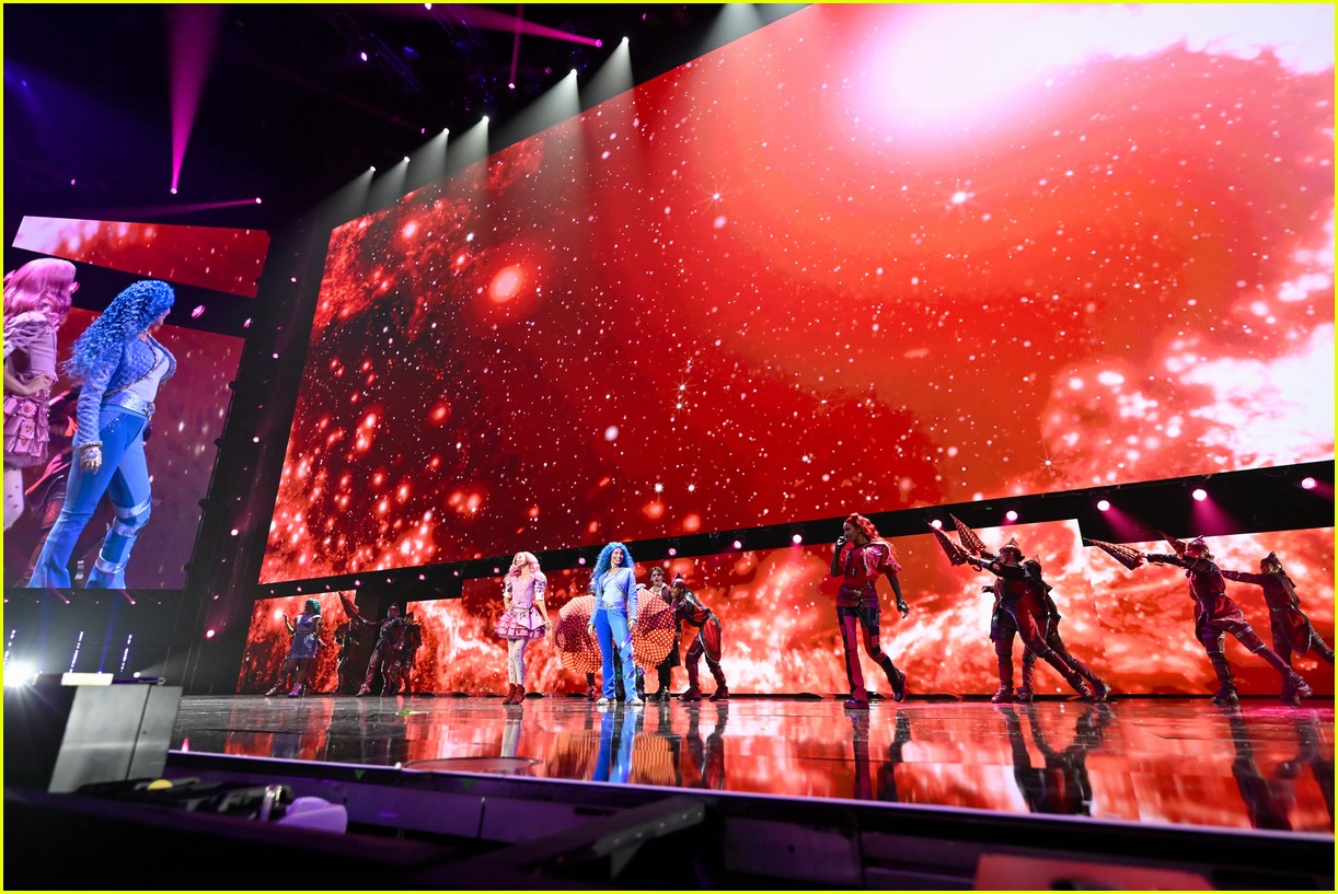 'Descendants: The Rise of Red' & 'Zombies 4' Tour Announced, Stars Hit Up D23!