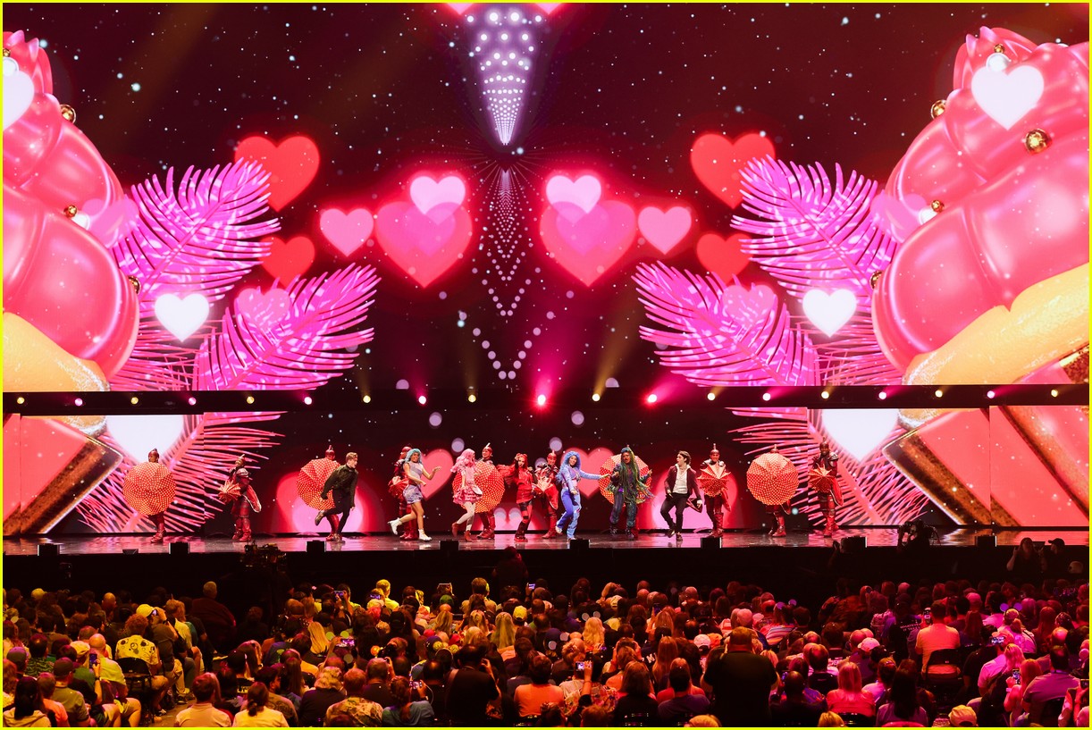 'Descendants: The Rise of Red' & 'Zombies 4' Tour Announced, Stars Hit Up D23!