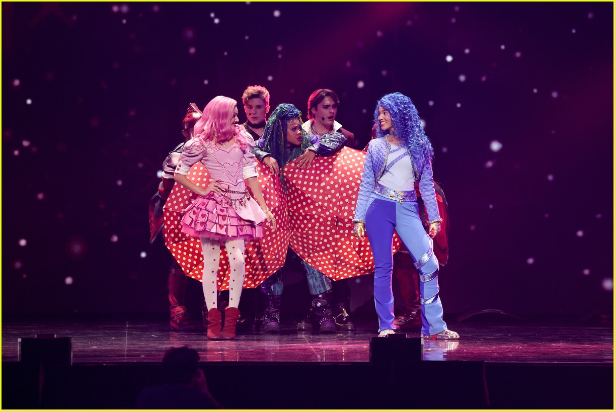 'Descendants: The Rise of Red' & 'Zombies 4' Tour Announced, Stars Hit Up D23!