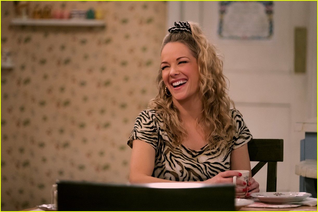 Kira Kosarin Joins 'That '90s Show' In Recurring Role, Part 3 Trailer Debuts - Watch Now!