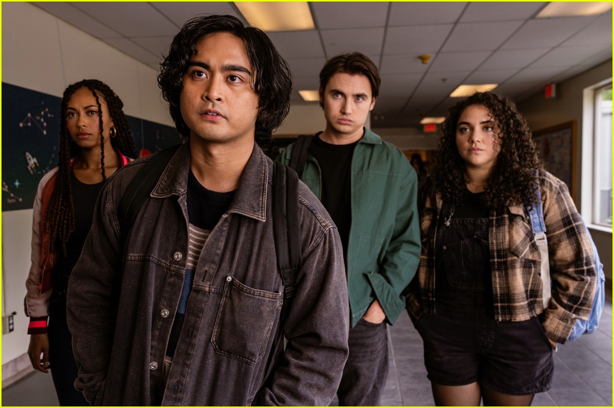Peyton List & 'School Spirits' Cast Attend New York Comic Con, Unveil First Look at Season 2