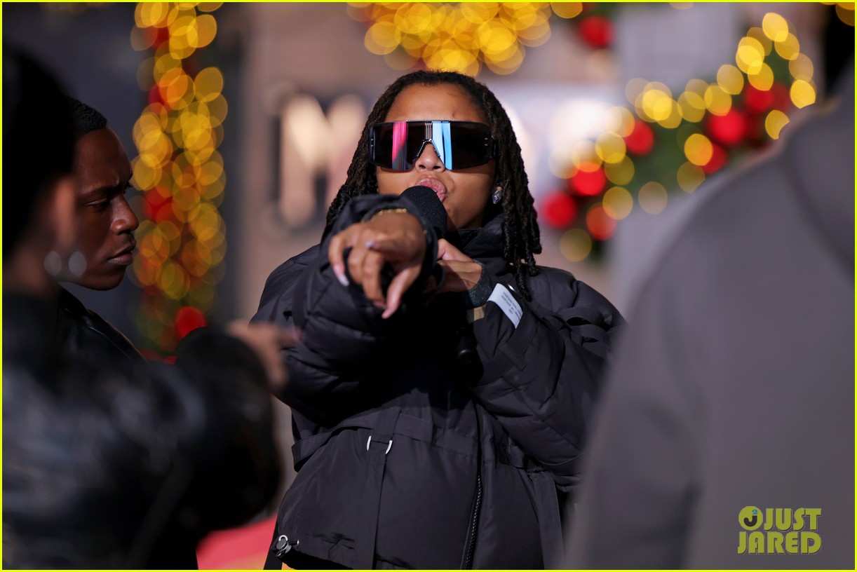 Kylie Cantrall, Charli D'Amelio & More Rehearse For Macy's Thanksgiving Day Parade - See All the Pics!