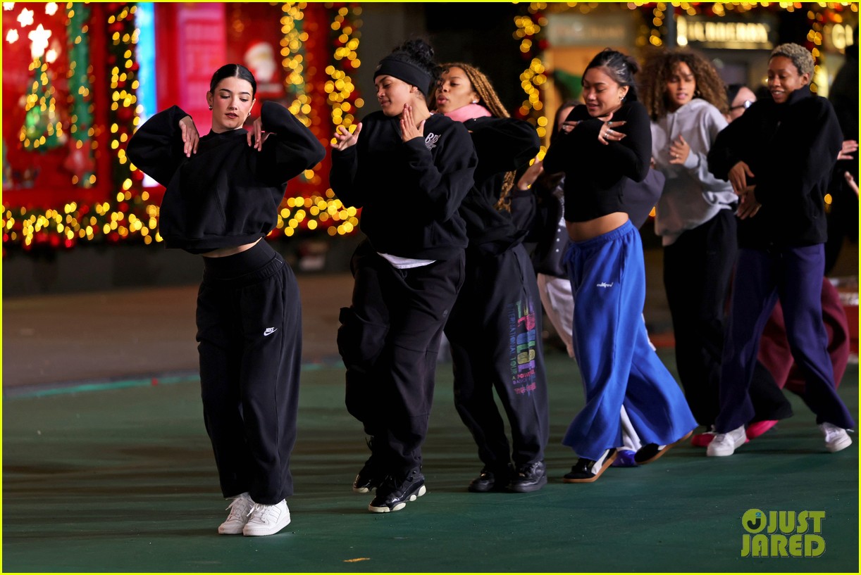 Kylie Cantrall, Charli D'Amelio & More Rehearse For Macy's Thanksgiving Day Parade - See All the Pics!
