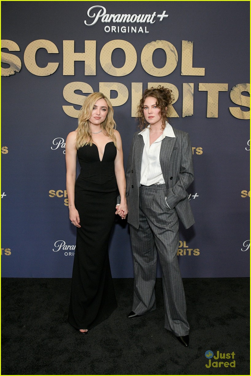 Milo Manheim Gets Mom Camryn's Support at 'School Spirits' Season 2 Premiere After 'Little Shop' Casting News