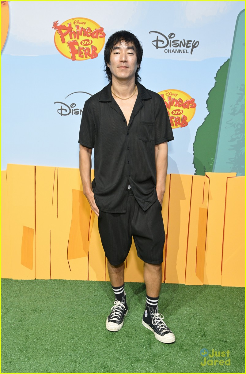 Disney Stars Past, Present & Future Attend 'Phineas & Ferb' Season 5 Premiere - See All the Pics!
