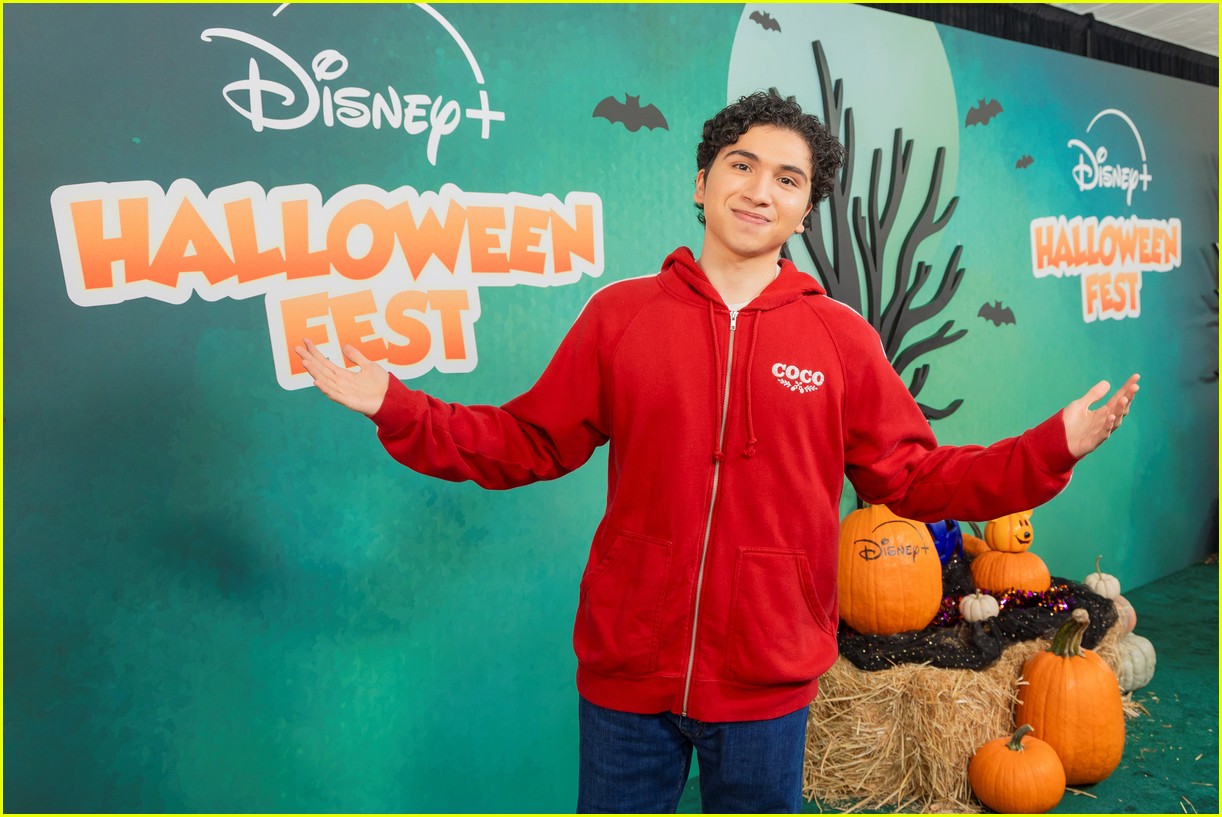 'Descendants/Zombies' Tour Stars & More Reunite at Disney+ Halloween Fest 