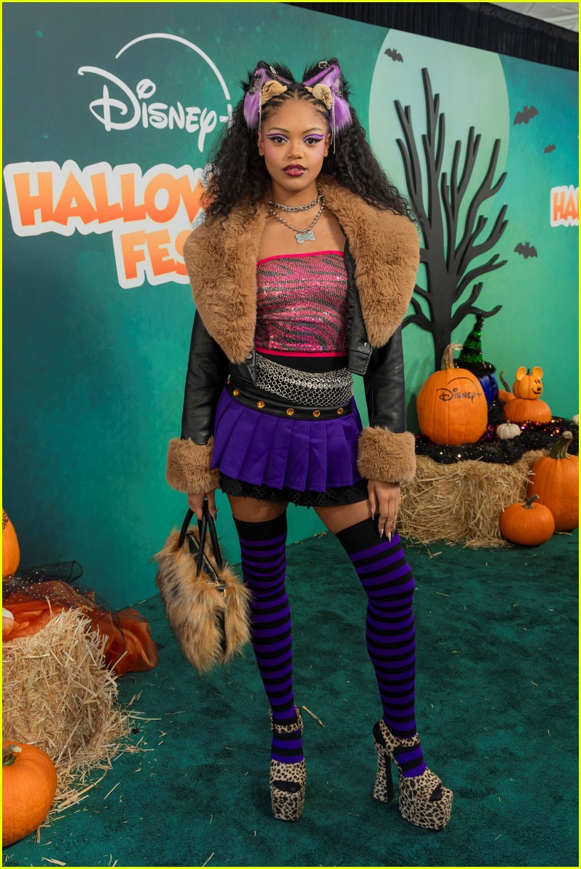 'Descendants/Zombies' Tour Stars & More Reunite at Disney+ Halloween Fest 