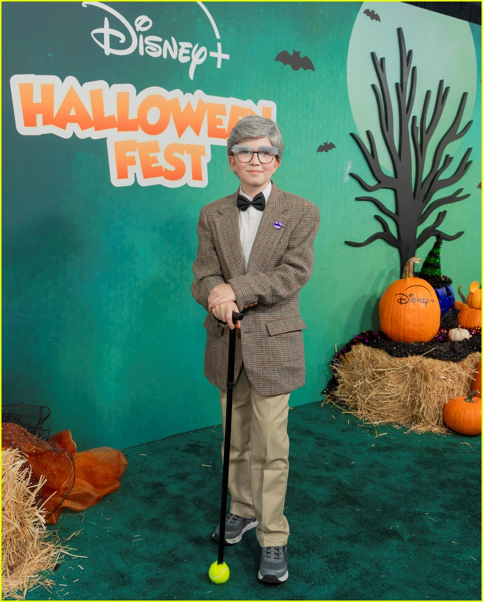 'Descendants/Zombies' Tour Stars & More Reunite at Disney+ Halloween Fest 