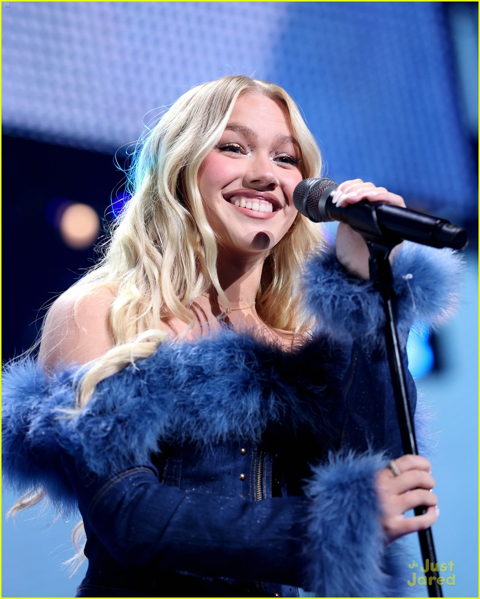 Freya Skye Lights Up Jingle Ball Tour After Announcing Solo 'Stars Align' Tour